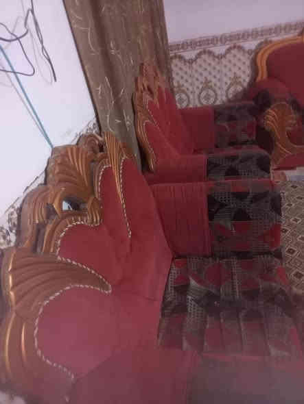 سلام عليكم تخم للبيع السعر ١٠٠ المكان الجزيره ***********
