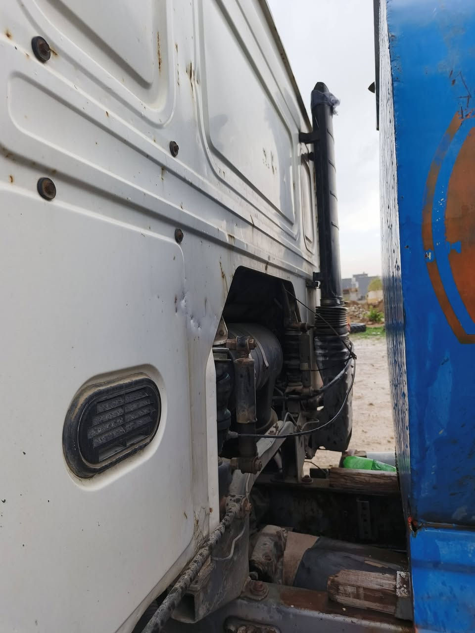 سلام عليكم
تنكر فالفو F7 موديل 87 رقم اخضر تحويل بدون وكاله 

محرك بدايه نفخ اكسن كير شاصي كلو شرط 
السعر 14 مليون مكاني الموصل 
باقي التفاصيل 

***********
