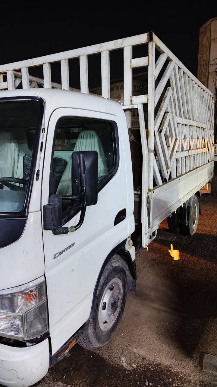 للبيع كنتر مديل ٢٠١٥رقم بغداد ماشي ٢١ الف زيرو  السياره كامله مكمله بيها ملاحضات كما موضح بل صوره العنوان بغداد رحمانيه الجعيفر *********** السعر تفضل خاص
