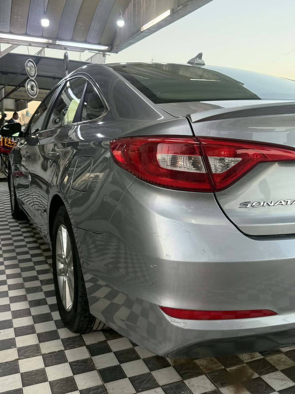 سوناتة ٢٠١٧ للبيع
سيارة جاهزة علة ٢٤ حباية بدون اي نقص

تبريد ثلج 
دوانز ماكو ابد 
محرك وكير مكفول 
حدادية نص عمر 
تخم تاير جديد 

سيارة بيهة ٣ قطع وصور سونار بل منشور 
ب اسمي سيارة 

عنوان ديوانية 
سعرر ١٣٠$


**إذا كنت صاحب هذا الإعلان وتريد حذفه لأي سبب، رجاءا أرسل رسالة إلى الدعم الفني**