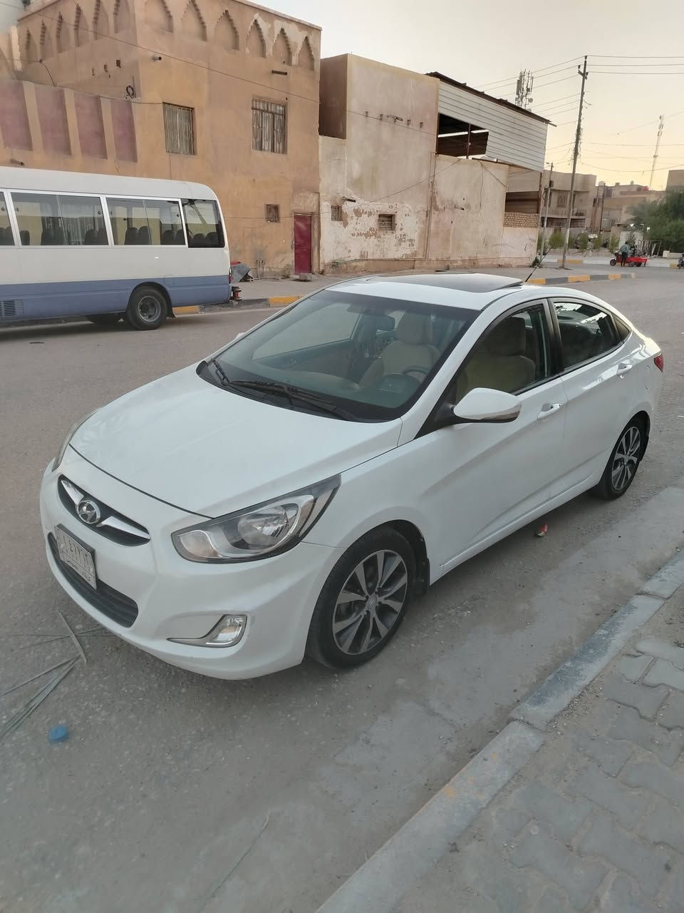 السلام عليكم سياره اكسنت 2015 سياره فول سياره مكفوله لا تبديل ولا صبرغ بيه مكينه 1600 سياره مكفوله ما عده بيه باردات سياره خمسه وي كب عنواني كربلاء الرقم ***********
