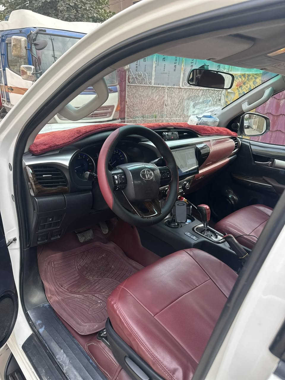 السلام عليكم
آللهم صل على محمد وآل محمد 

هايلوكس موديل 2018

وكالة سيد نهرو 

السيارة مكفوله كفاله عامه  

بيهة كم رصعة 

ماشيه 144

بصمه 

حساسات 

كامره دوار

رقم سليمانيه 

تحويل ثاني يوم بسمي 

العنوان بغداد البلديات 

***********

السعر 270
