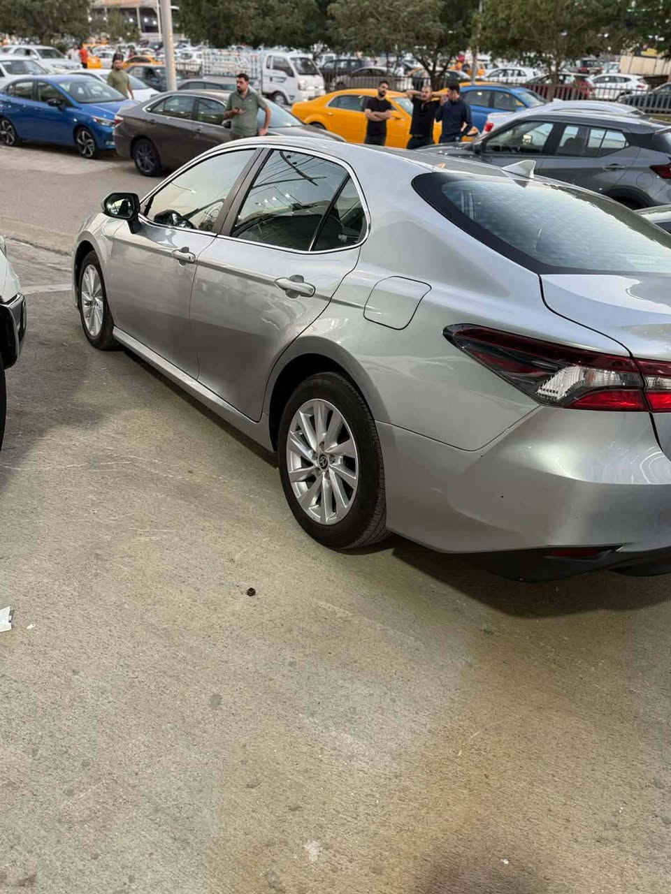 كامري 2023 Le
للبيع الضرر جاملغ وباب صبغ فقط 
ماشية 34 km بدون دواخل وشاصي بالشرط سعر 175 $ او بيها مجال مكاني كركوك


**إذا كنت صاحب هذا الإعلان وتريد حذفه لأي سبب، رجاءا أرسل رسالة إلى الدعم الفني**