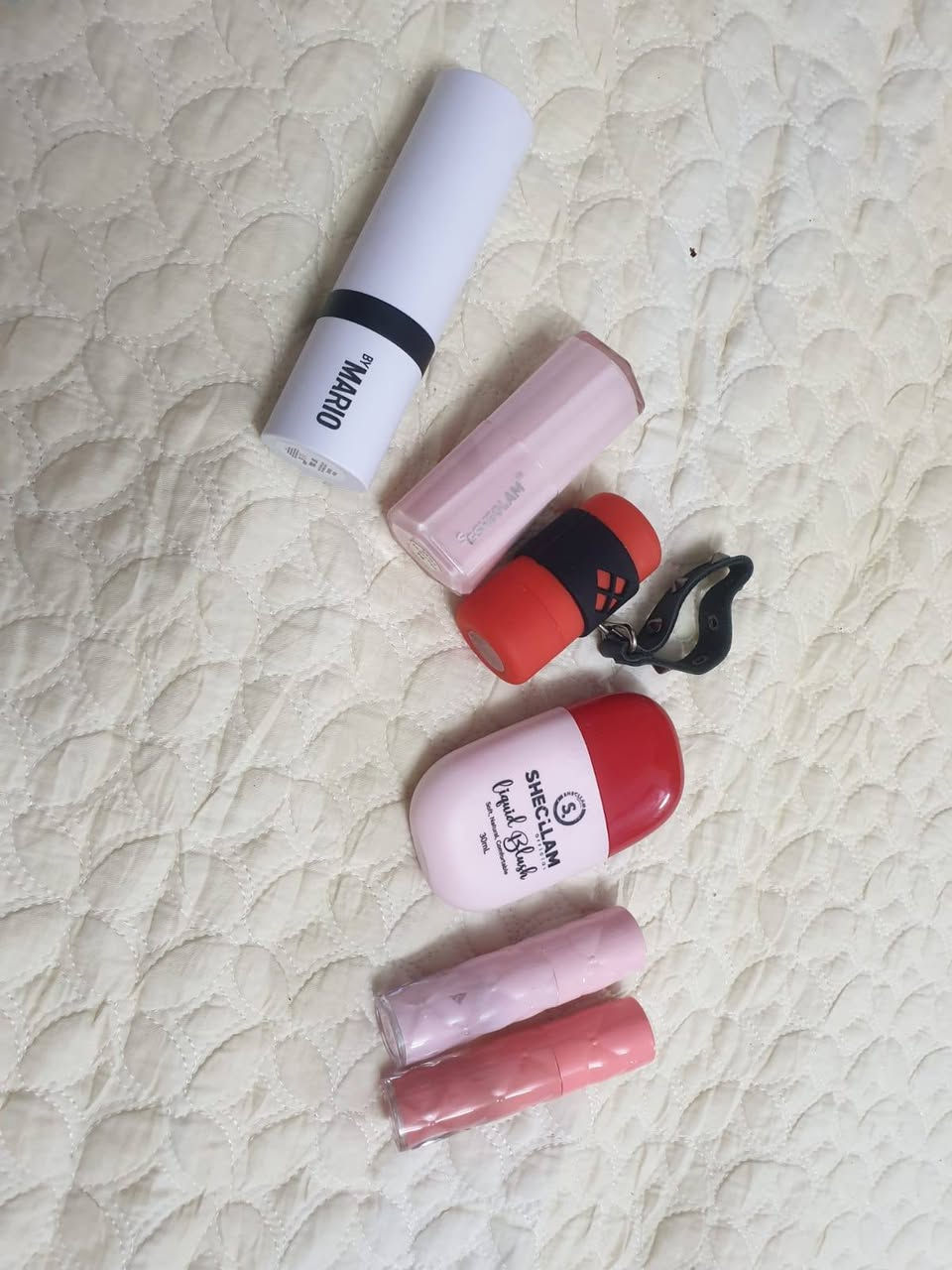 مشمشة ستور 🍑 | Mishmisha
عالمج الخاص بالدلع والمكياج! 💄. ✨
قطع أصلية 100%..
اسعار تنافسية...
 لأن بشرتج غالية علينا. 👸
🛍️ تسوقي الآن وكوني الأجمل.
يتوفر توصيل🚗🚗
للحجز مراسلة الصفحه


**إذا كنت صاحب هذا الإعلان وتريد حذفه لأي سبب، رجاءا أرسل رسالة إلى الدعم الفني**