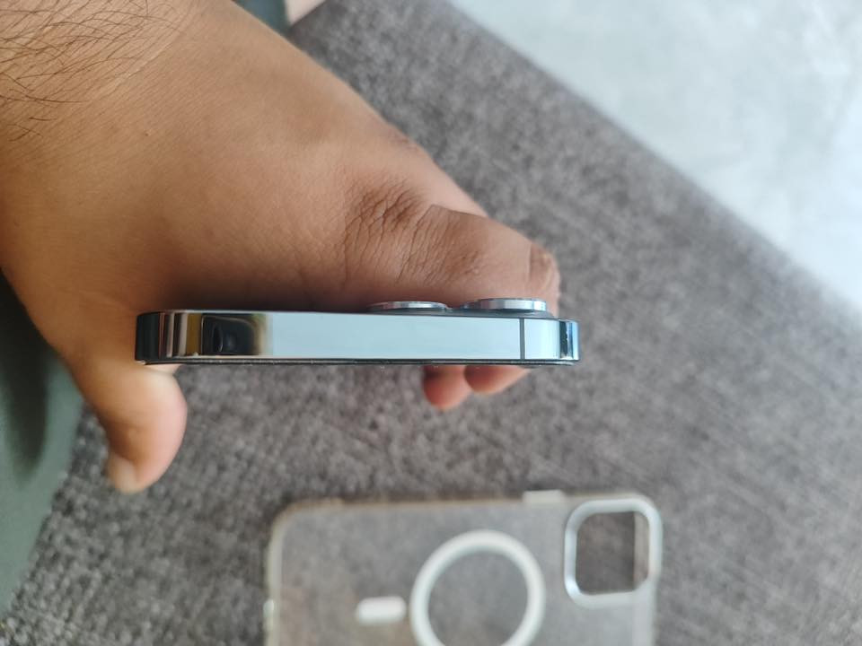 السلام عليكم ايفون 13PRO MAX بطاريه 84 جهاز بلادي جديد بلادي ما مصلح ولا معلايه جديد الجهاز سعر 800 وبي مجال بسيط شكد ماكول قطعه نضيفه نضيف رقمي واتساب ***********
