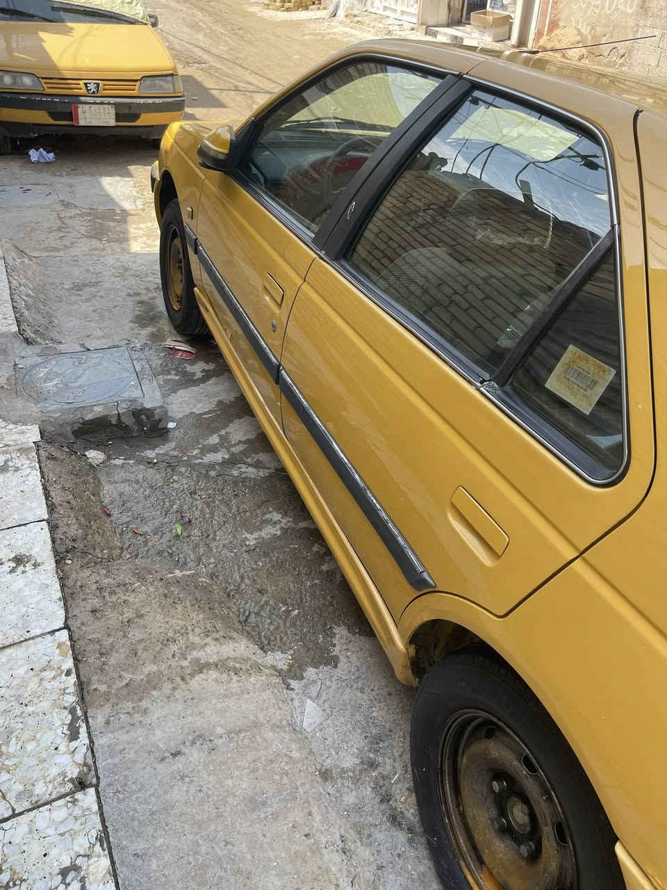 سلام عليكم بيجو بارص مديل 2015 بيه صبغ بس البنيد الباقي مكفوله كير مكينه تبريد حداديه تخم تاير كله جديد سياره جديده بلاديه العنوان البلديات سعر 44 بيه مجال حك جيه ***********
