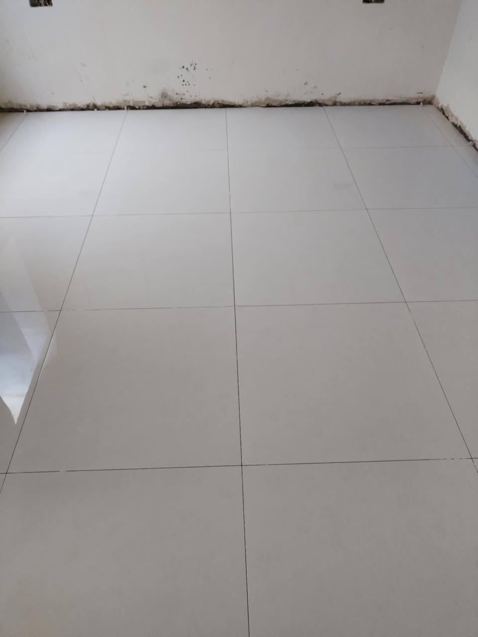 كادر سيراميك متفرغ حاليآ عمل موصل *********** مادا سمنت
