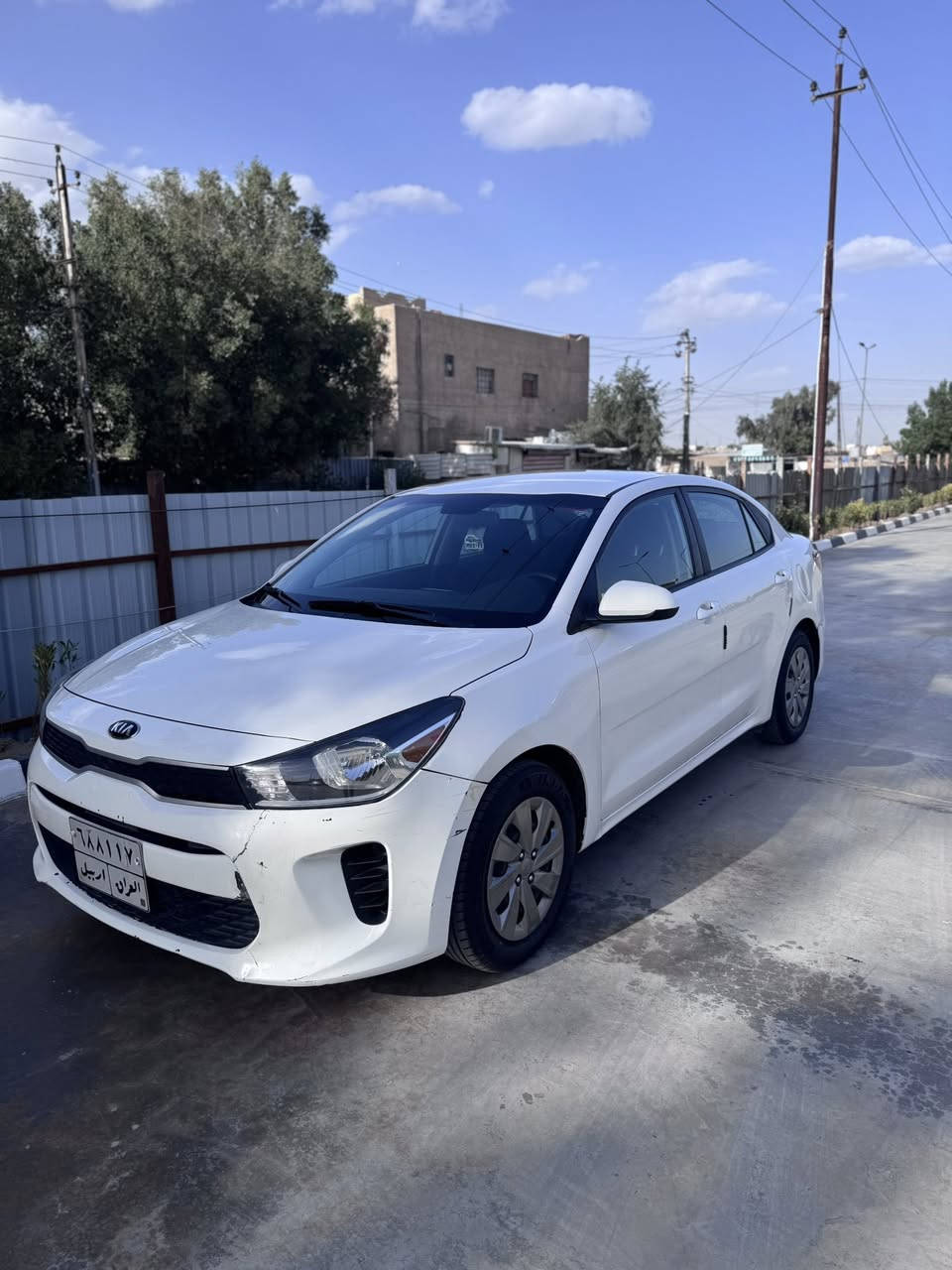 كيا ريو 2020
السلام عليكم

#للبيع_فقط 
كيا ريو 
الموديل:2020
العداد:46 ألف 
اللوحات:اربيل سنويه ما ساقطه 

الحاله:جاملغ خلفي صبغ بدون ايرباك

المحرك: 1600 دبل نوزل: 
تحكم ستيرن جهتين 
شاشه ابل كار بلي 
تخم تاير جديد 
باتر جديد 
تبريد ثلج 
كير مكينه كله كفاله 
حداديه كله كفاله 
السياره بيها ملاحظات بسيطه بل كشر 
السعر :105مع مجال بسيط 
مكان السياره بغداد حي الاعلام 
***********
