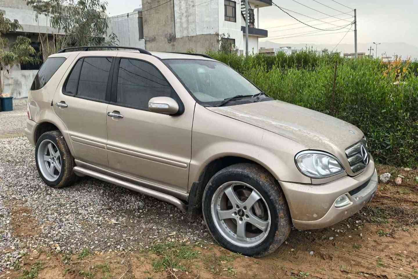 مارسیدس بێنز 2002 گێر ئۆتۆماتیک 
تەقەو ڕەقەی بەشەرت 
کامل کارەبای مەزبووتە 
سێ پارچەی کلێر
ماباقی هەموو گیانی بەشەرت 

سـعـر : لە کۆمێنت داوابکە ڕاستەوخۆ بۆت دێت 📥 

گێر و مەکیەنەی بەشەرت 
هیچ کێشەیەکی تێدا نییە 

ژمارەی خاوەنەکەی 
***********
