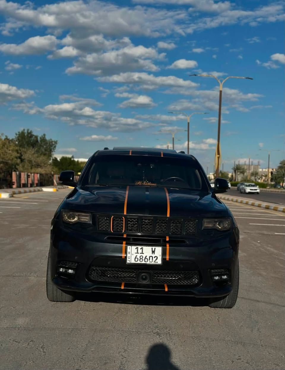 السلام عليكم
جيب اوفر لاند 2016
فئة Limited
محرك V8 سعة 5.7 لتر (HEMI)

السيارة مركّب عليها كت SRT،  

الممشى: 89,000  

السعر :235ورقة وبيها مجال 

المواصفات:
• فتحة سقف بانوراما
• كشنات كهرباء مع تدفئة وتبريد
• كشنات خلفية تدفئة
•   ستيرن تدفئة
• كشن ميموري 
• رادار خلفي + رادار بالنقاط العمياء بالمرايا
• نظام دفع رباعي 4x4
• باقي مواصفات الجيب المعروفة

التسجيل:
• رقم بغداد الجديد
• سنوية جديدة
• السيارة باسمي
• تحويل ثاني يوم

السيارة نظيفة جداً وما بيها أي نقص من ادامة من حدادية وصدر كلة جديد وغراض موبار الاصلية  

مكان السيارة: الانبار فلوجه

التواصل. ***********
