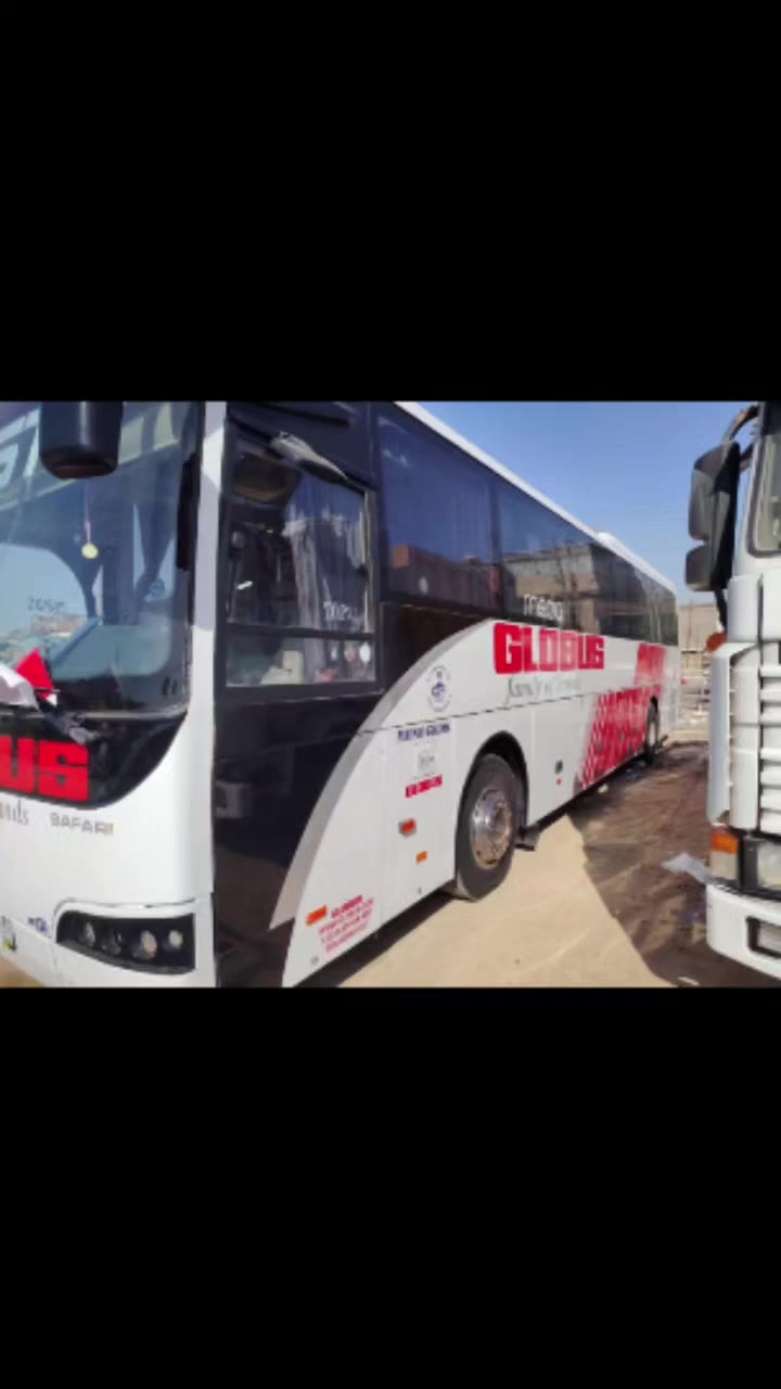 اخوان جنت مصورها بليل كالو الصور موواضحا هسه هذا تصوير بالنهار السياره ٢٠١١ سنويه اصلي واقع حال السياره قبل ٤ أشهر طلعت للسعوديه وطالعه كراوي داخل العراق اوخير من الله طخم تايرات نقص ماعندك بيها الحمدلله خير من الله سعرها ٢٧٠ اوبيها مجال *********** هذا رقمي واتساب أو ماسنجر اذا اكو مراوس ابسياره حديثه اصغيره اراوس مكان السياره سليمانيه
