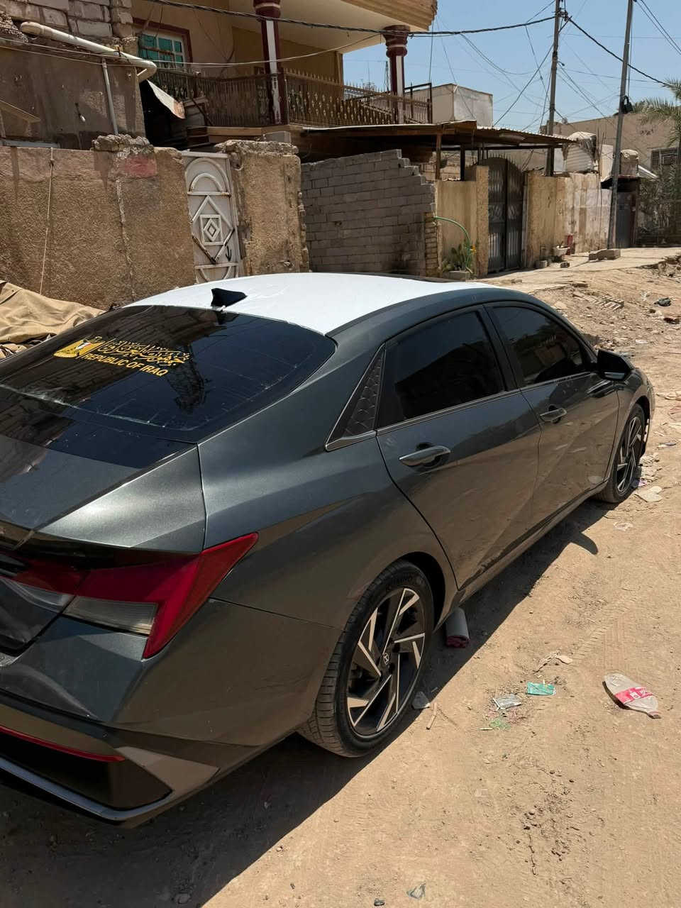 للبيع النتره 2025وارد أمريكي دخول جديد حادث قطعتين فول مواصفات ماشيه 20الف للبيع او امراوس بجارجر RT ***********
