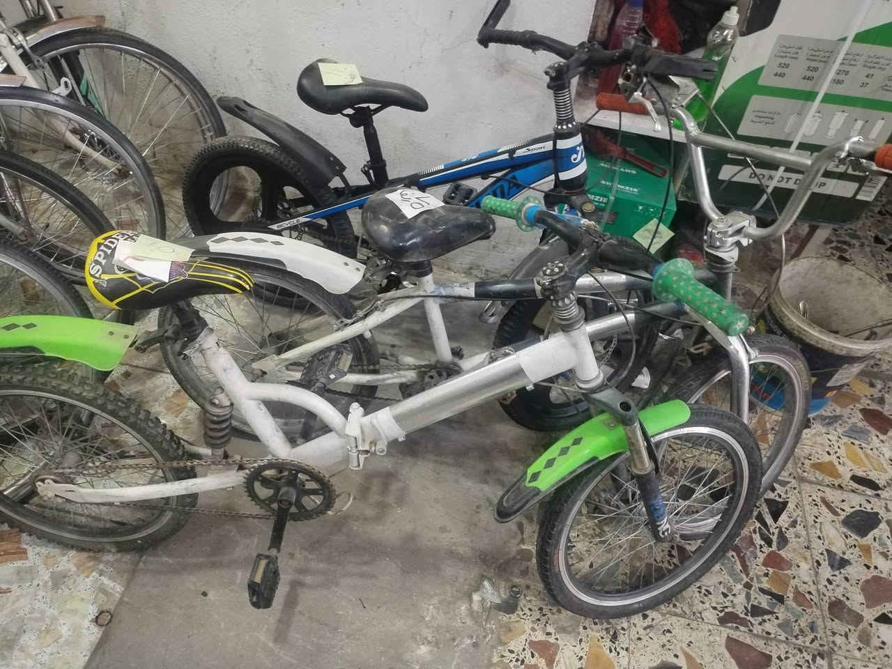 وصلتنا بضاعه جديده دراجات هوائية باله وجديده كافه الاحجام صغار وكبار واطفال 
معرض الاحسان التجاري 
العنوان بداية شارع الكازينوات مجاور ابوعلي الجحيشي


**إذا كنت صاحب هذا الإعلان وتريد حذفه لأي سبب، رجاءا أرسل رسالة إلى الدعم الفني**