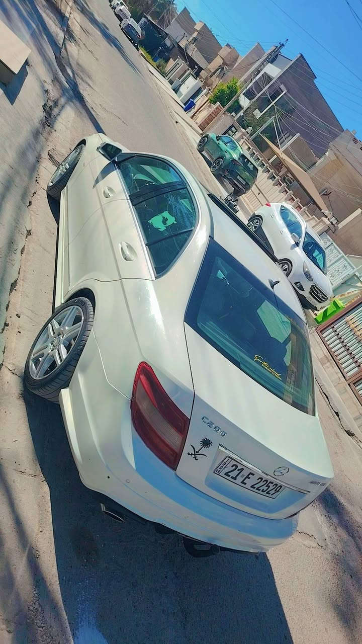 السلام عليكم c200
مارسدس للبيع  او مراوس موديل2009 خليجي
محرك اربعه سلندر توربو
السياره مكفوله 
فول مواصفات 
بانورما سلايت
كير شفتات 
حساس امامي خلفي
كشنات كهرباء
تبريد قطعتين
تدفه بلكشنات
السياره جاهزه ما بيه اي نقص و احلى من الصور
السعرخاص 
مكاني بغداد
الرقم ***********
