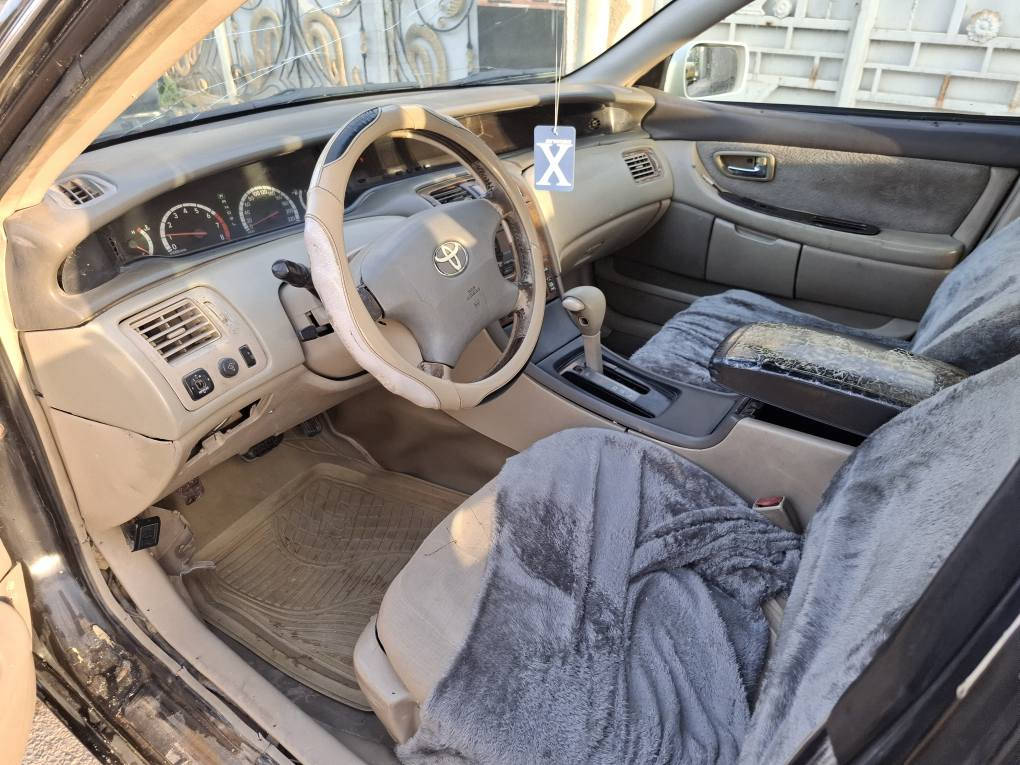 السلام عليكم للبيع او مراوس تويوتا افلون موديل ٢٠٠٠ محرك ٣٠٠٠ تبريد شغال كهربائيات كلهه تشتغل داخل نظيف صدر امامي جديد صدر خلفي نص عمر تخم تاير نظيف مصبوغه عام بيها تعمير بصفحه السائق والقماره مكانها بغداد الدوره ابو دشير هاتف *********** سعرها ٥٨ ومجال بسيط بغداد, العراق
