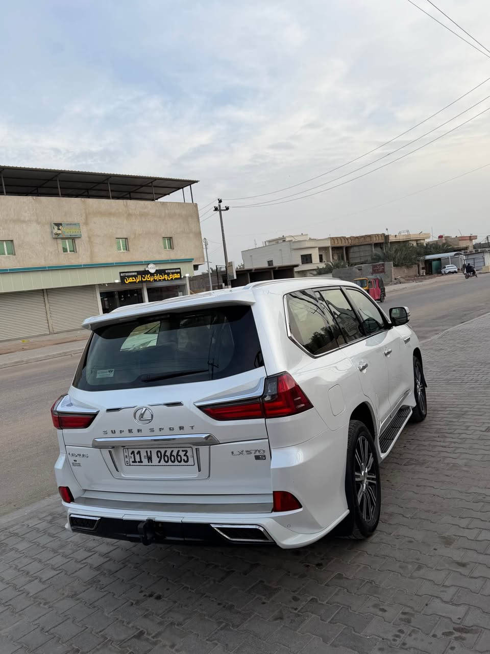 لكزز كفاله عامه رقم بغداد موديل 2019 
السيارة جديدة ونظيفه بلكارتون 
السعر 685 
للاستفسار *********** البصرة, العراق
