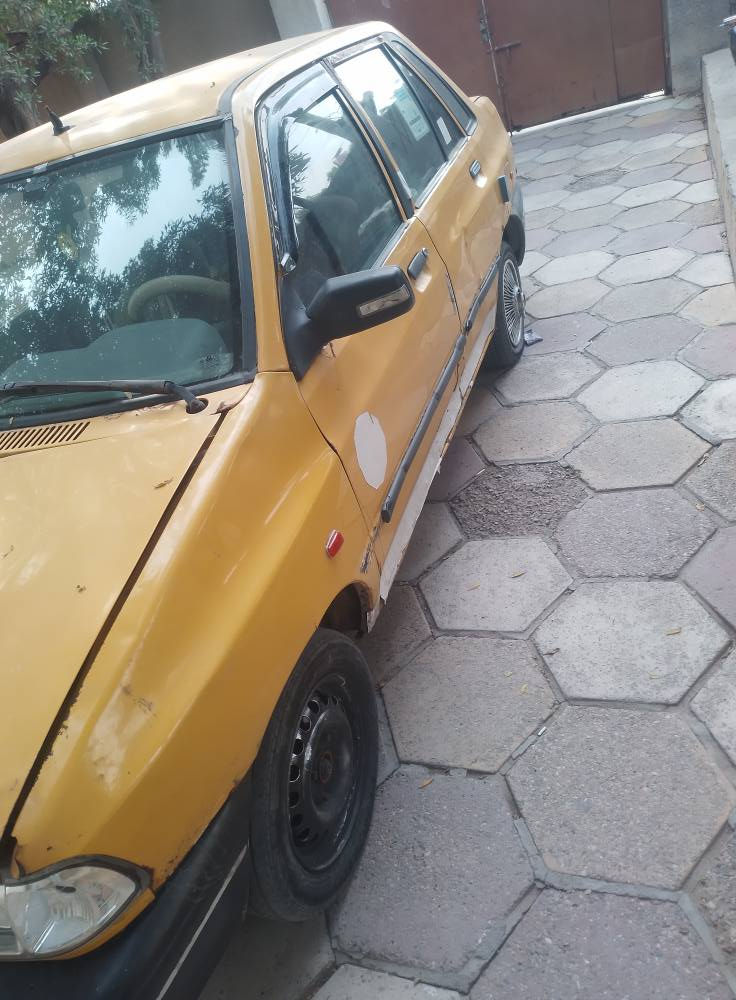 سايبه موديل 2012
كومت حديد 
مكينه وا كير مابيهن شي
سعر 15 وأبيه مجال 
رقم تلفون *********** البصرة, العراق
