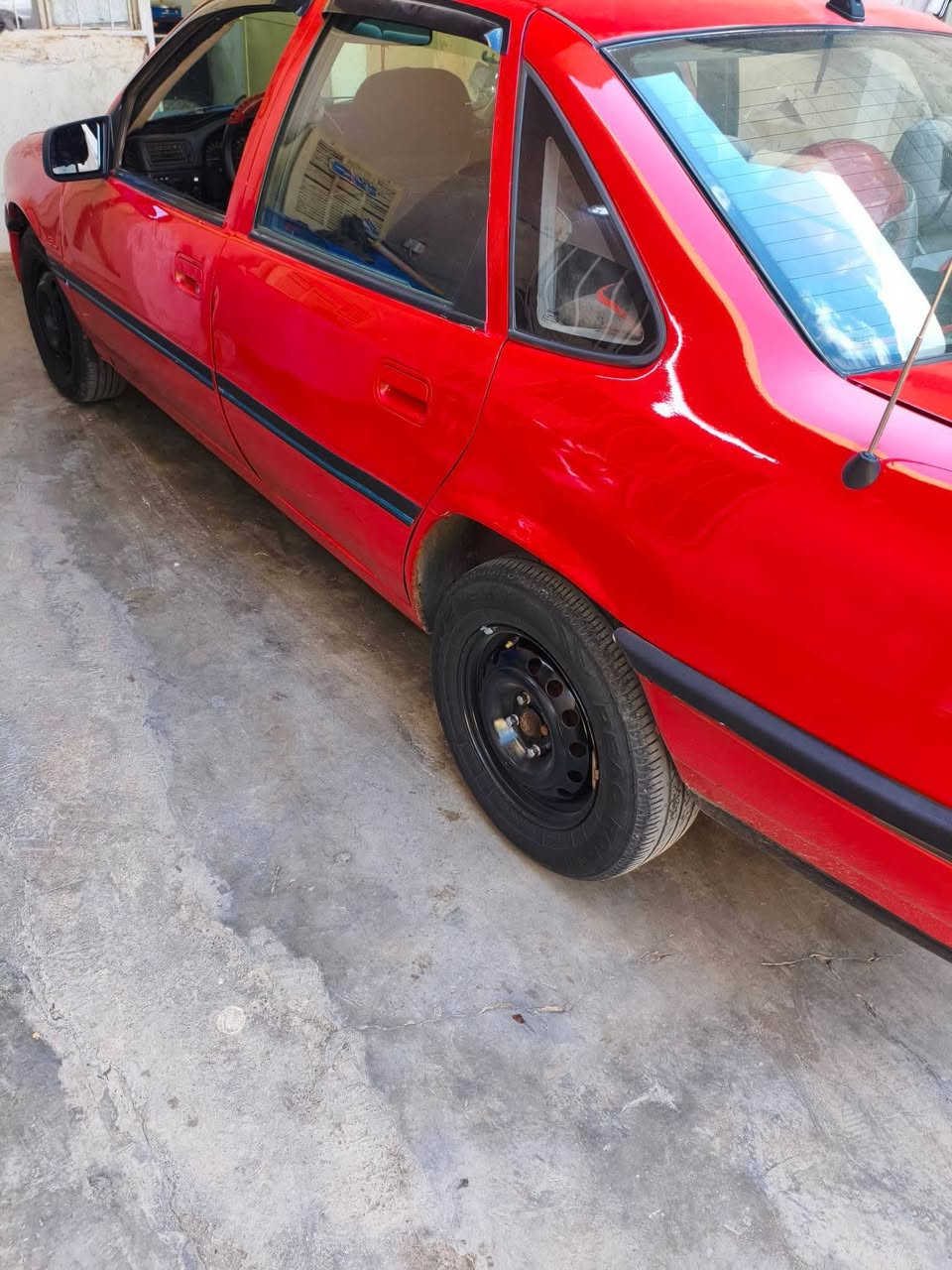 بيع فقط!!!
اوبل فكترا موديل 91  مكينه 18لا صرف لا بخار سنويه بأسمي لل 28 
سعرها38 وبيها مجال بسيط مكانها كركوك حزيران  ***********
