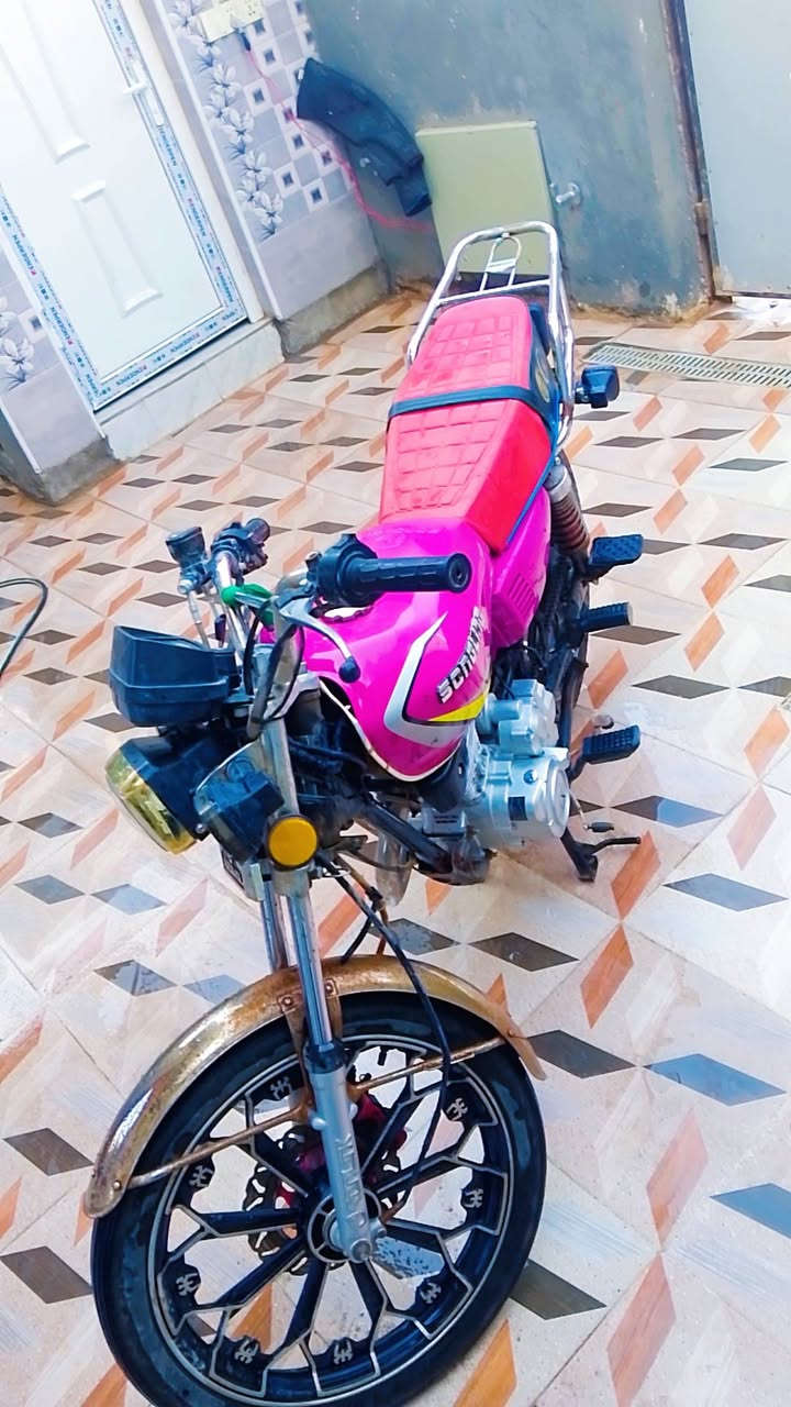 السلام عليكم سيفان للبيع موديل 24مكفوله كفاله على ايدي محرك مامفتوح وعلي ابد كهربائيات كلها شغاله سلف هندر بصمه تشغيل عن بعد فول مواصفات أوراق كامله للاستفسار ***********موجود واتساب بيه او عل الخاص السعر عند الاتصال تتدلون
