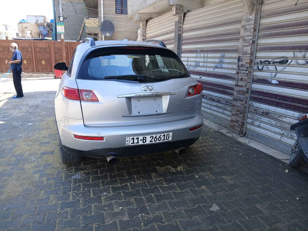 السلام عليكم انفنتي fx35موديل ٢٠٠٧ رقم بغداد انكليزي باسمي السياره كير محرك تبريد خير من الله بيهه صبغ ابيع احزاام بدون ظربه السياره حلوى وجاهزه بيهه نواقص بسيطه المسجل نقصه شريط كشن السايق يتقدم بس ميرجع يده باب وحده هاي نواقص السياره ومعروفه مواصفات الانفنتي للاستفيار *********** السعر ٧٥ وبيهه مجال ان شاالله مكاني سبع البور
