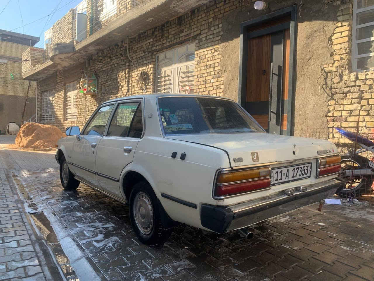 سلام عليكم كرونه موديل 80 تبريد وي سويج وتتدفئه شغاله  ارقام جدد تحويل ثاني يوم  صدر نضيف داخل نضيف وكشر كدام لعين سياره صارله43سنه بشارع سعر 37 وبيه مجال اذا اكو مرواس ترهم  
مكاني بغداد شراي يتصل او يراسل ***********
