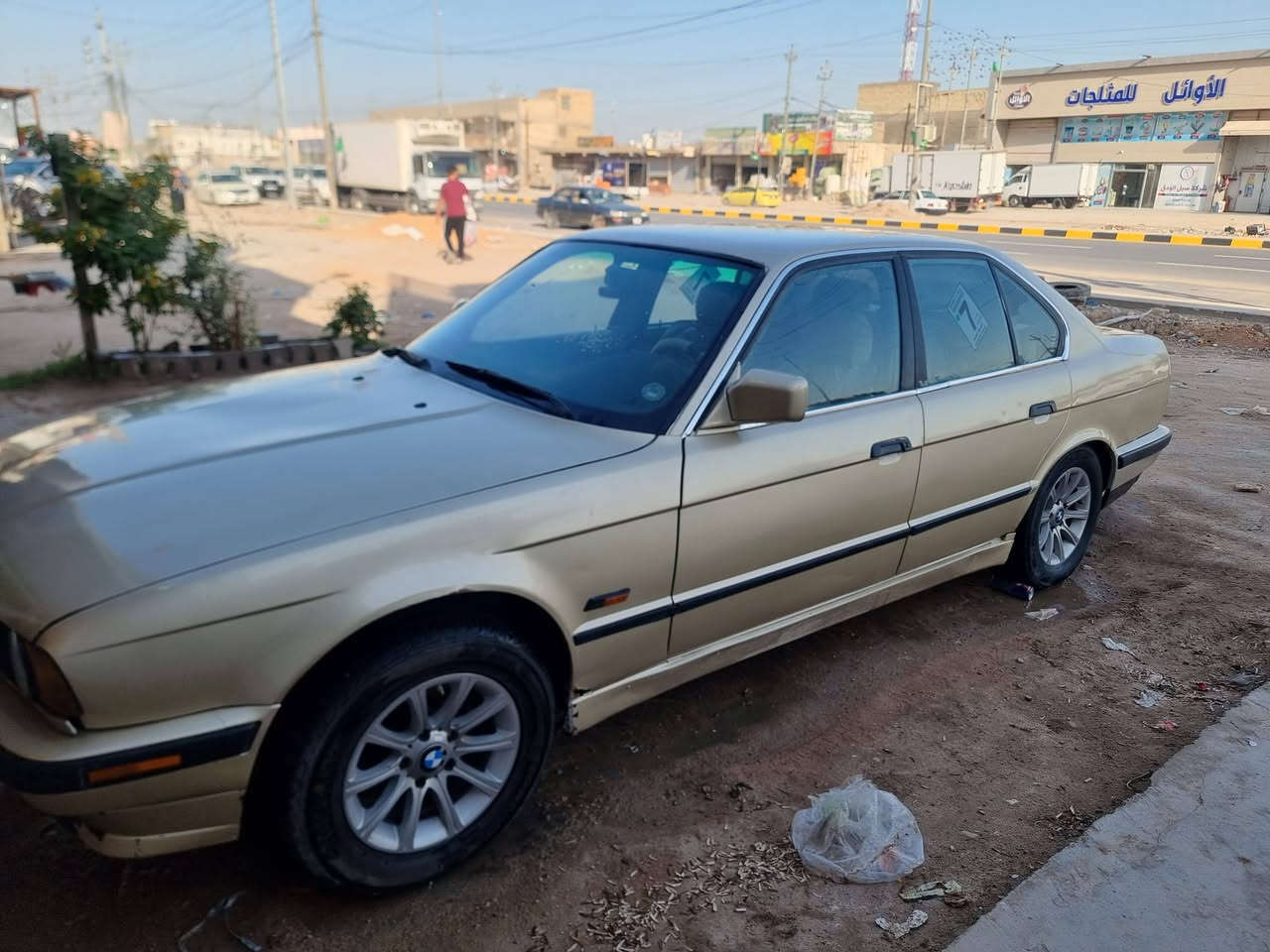 Bmw520 للبيع ابو امراوس
مديل ١٩٨٩ 
محرك مفتوح
كير عادي
رقم اربيل
تحويل مباشر
صبغ عام جماليه
تبريد ميشتغل
محرك ٢.٥
مكاني النجف


**إذا كنت صاحب هذا الإعلان وتريد حذفه لأي سبب، رجاءا أرسل رسالة إلى الدعم الفني**