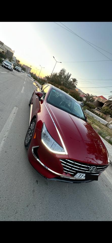 السلام عليكم شباب
سوناتا هايبرد وارد امريكي موديل 2023 فئة لمتدد فول الفول

اعلى فئة بالسوناتا--

حادث الجاملغ الخلفي الايمن وهنا طخة بيها بالباب الايمن  وعايفها ممسويها موضحلك كلشي بالصور  والسونار هم موجود 

بجم كبس 

  شنو ابالك بيها مواصفات
تشغيل عن بعد 

اوتو بارك تتقدم وترجع بالريمونت 

رقم بغداد بأسمي  تحويل ثاني يوم

السايره دخول جديد وترقيم جديد 

1- بصمة ابواب لمس + تشغيل + صندوق

2- بانوراما ( فتحة سقف ) + بردة سقف كهربائي 

3- دشبول دجتال متغير 3 الوان

4- كشنات جلد

5- كشن كهرباء  2 امامي 

6- كشنات تدفئة تبريد

7- خزن 128 كيكا + ( android auto + apple car play)

8- 4 رادرات امامي وخلفي وجانبي + توقف تلقائي

9- اشاير في المري + نفطة عمياء في المري

10- انارة داخلية مركزيه 13 لون بلادي بيبان ودشبول

11- شاشة الحجم الكبير 12 انج + تحكم عام على السياره

12- سستم صوت BOSE الصوت 12 سماعة و دمام 2

13- لايت امامي 4 عدسات LED بكلايتات لد

14- هاندبريك بصمه + اوتو هولد للتوقف في الازدحامات

15- شاحنة طوارئ شحن سريع

16- منفذ USB امامي خلفي 

17- شفتات في الاستيرن كير ( تبترونك رياضي )

18- نظام المساعده على الاصطفاف

19- نظام الترحيب عنده الاقتراب داخل وخارج السياره

20- ويل سبورت N حجم 19 

21- 4 وضعيات قياده + تغير اللون في الدشبول 

22- نظام تحديد المسار 

23- مثبت سرعه 

24- نظام مستشعرات في الباب من تنفتح الباب تتوقف السياره 

25- تبريد السياره بيانو 

26- كيجات الكتورنية

27- كير 8 نمر دبل گلج

28-  خمس كامرات

مكان السيارة (بغداد حي العدل)

سعر 198 

واتساب او الاتصال عالرقم (***********)
