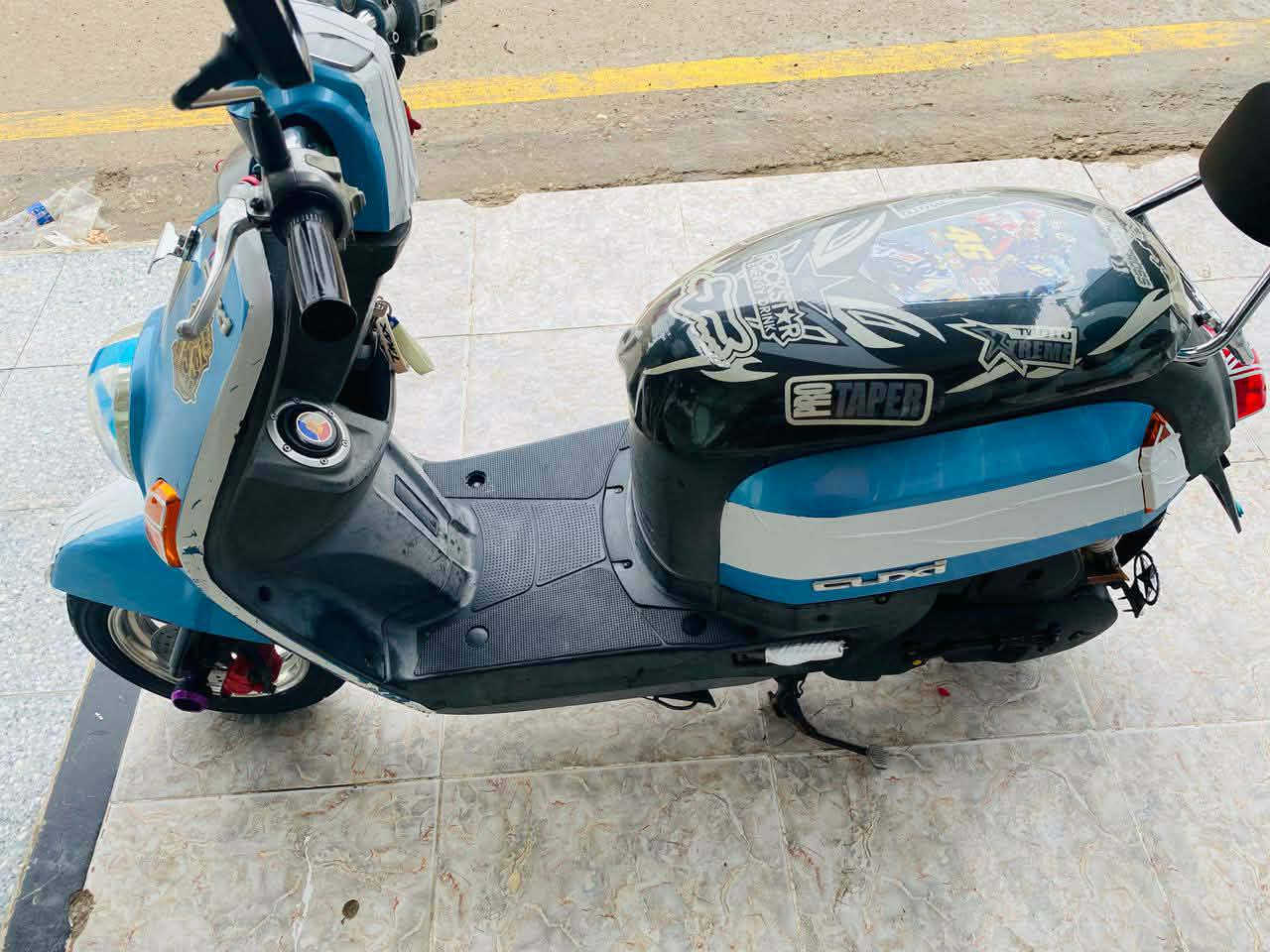 دراجه جديده بلاديه مكفوله
ختم واحد 
السعر 950
صار شهر نازله رم بى
واسط زبيديه


**إذا كنت صاحب هذا الإعلان وتريد حذفه لأي سبب، رجاءا أرسل رسالة إلى الدعم الفني**