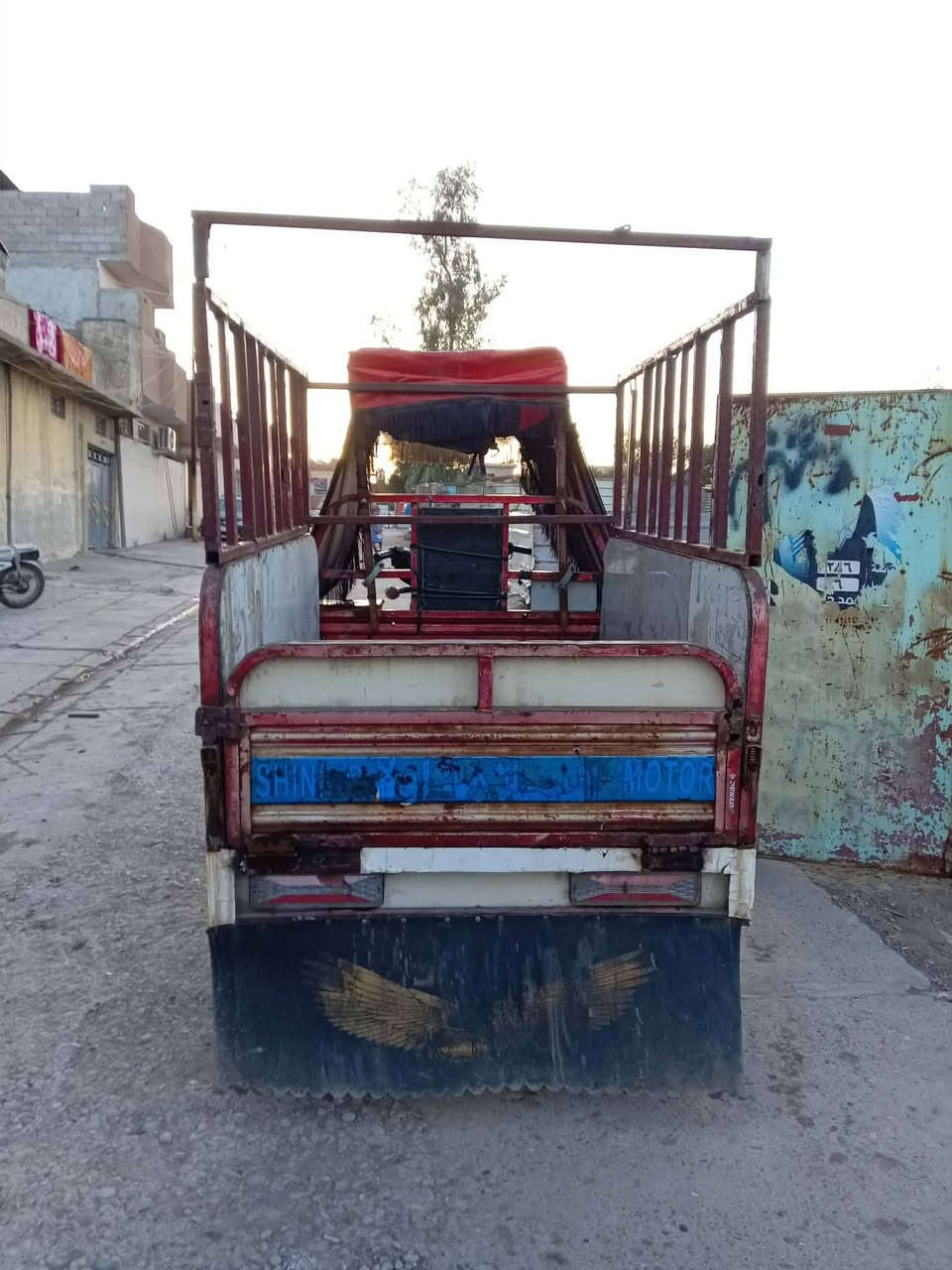 اسلام عليكم ستوته موديل 2021 الشاصي 2019 كلهه شغاله محرك شرط كير شرط
*********** للستفسار السعر مليون 150 وبيه مجال شي قليل
