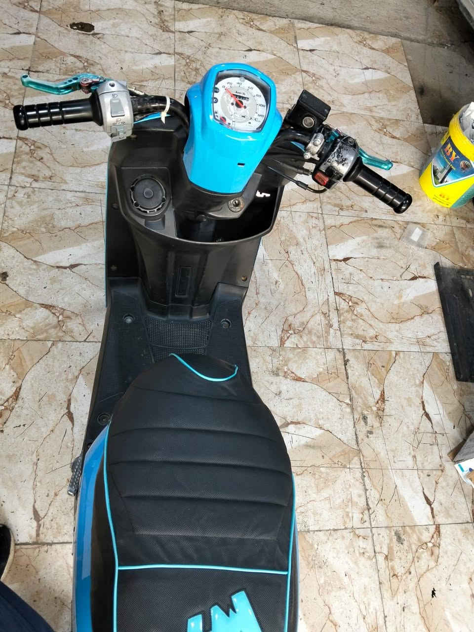 بوليسي للبيع بلاد وكامله كله شغال ختم واحد على واحد كامله ما بيها كل نقص سلف هندر كهربائيات
دراجه فول مواصفات بلاد ما نقصها شي ( نكره سلف ) وشغاله من طول للطول كل الكهربائيات  لايت اشاير سكن دشبول قفل ستيرن ( مفتوحه بوشة وبستم بلاد ناعمه خرسه دراجه نهضه شك الكاع ومعدل ) لا تبخر ولا تنقص دهن كفرات اصلي مختمات مكاني الناصريه شراي يتصل على الرقم *********** السعر 650 وبيه مجال قليل. أو مراسلة الاستاذ ( عباس محمد ) بالفيس بوك.
