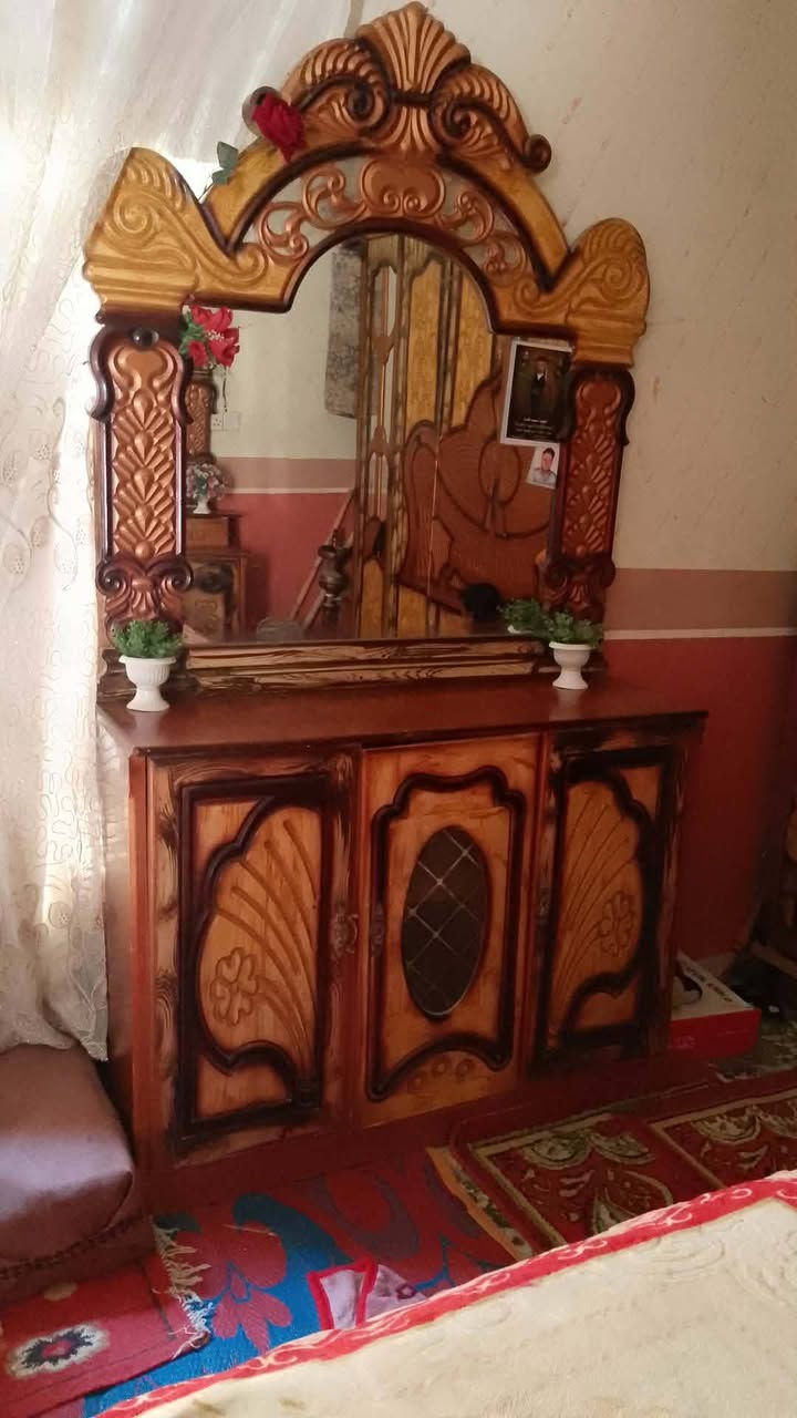 اللي يحب يشتريها بسعر مناسب يكتب لنا بالتعليقات


**إذا كنت صاحب هذا الإعلان وتريد حذفه لأي سبب، رجاءا أرسل رسالة إلى الدعم الفني**