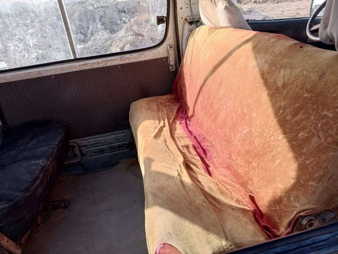 السلام عليكم هايسه موديل 95محرك وكير ونجي 6 المحرك خير من الله سياره جاهزه بيها زوج تاير جديد وباتري جديد سنويه صاقطه بل 23 راعي السياره بل ناصريه ماعرفه. يعني ابيع كوم حديد.سياره معروضه ب ٢٢ورقه وبيها مجال قليل 
مكاني واسط الزبيديه 
***********بي واتساب 
***********
