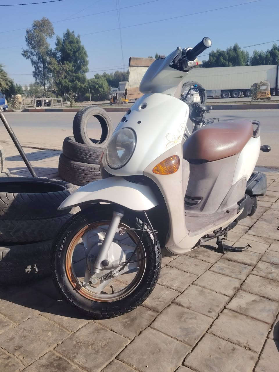 دراجة فلة للبيع دراجة رمبة جديد علة أيدي موديل ٢٠١١ مكفول كفالة عامل كلها ختم واحد وية لمكينة مكان بغداد الشراري يتصل علئ هذا الرقم *********** السعر بواحد
