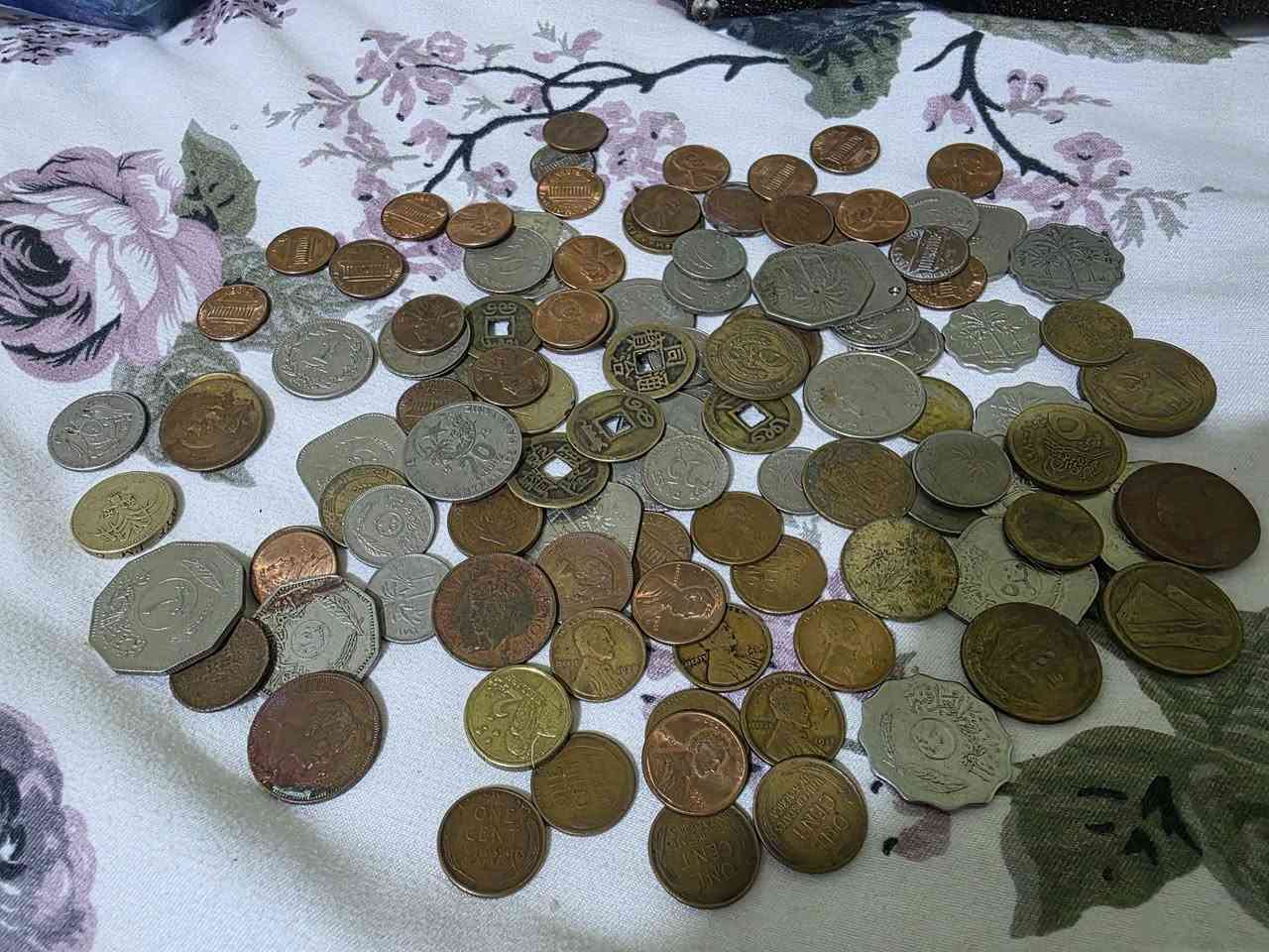 ١١٠ عملة اغلبهن اجنبي وبيهن ٥ قطع مو اصليات حديد مصورهن لوحدهن


**إذا كنت صاحب هذا الإعلان وتريد حذفه لأي سبب، رجاءا أرسل رسالة إلى الدعم الفني**