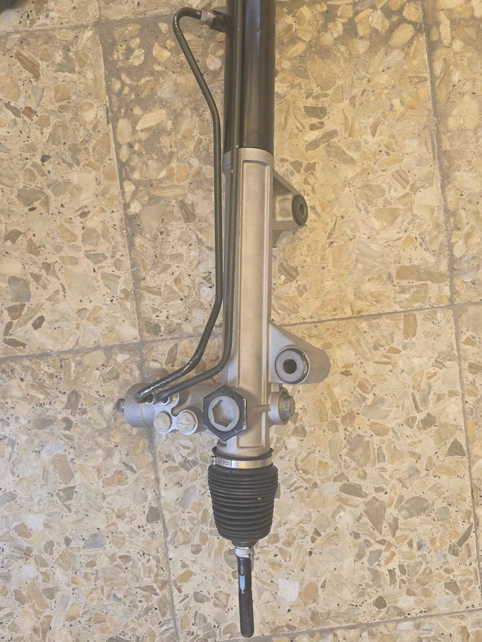 السلام عليكم
هذا المشط للبيع  اخذته على اساس أشده للسياره من نزلت المشط طلع بيه اختلاف الي يفيده يدخل خاص  او يتصل ***********
