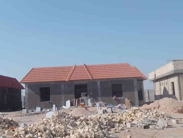 تجهيز وعمل كافة أنواع القرميد  ألايطالي والاسباني الفخار والمعدني بأيادي متمرسه 
للأستفسار الاتصال على ***********
***********
