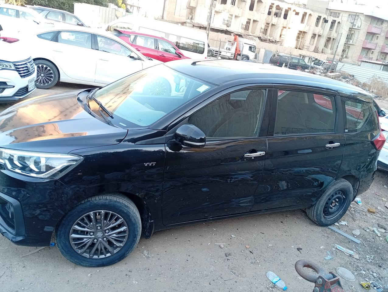 ساسوكي موديل 20 7راكب مصبوغة احزام سياره ماشيه 100 سياره جاهزه كل نقص مابيه السعر 13مليون  قفل قفل سعر نهائي وفقط بيع مكان السياره الكراده جادريه ***********
