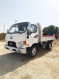 هونداي قلاب للبيع سياره كفاله عامه دخم تير بس البدي مصبوغ محرك 3600 سي...