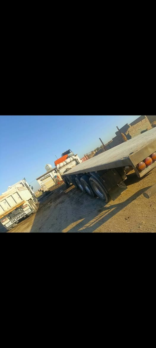 السلام عليكم عربانه للبيع الماني اربع دنانير دبل تاير 4 طول 12:50 سعر 65 عنوان كركوك رقم***********
