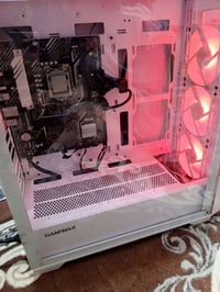 كيس للبيع  i 3 10100F  PRIME B560 Asus  Porsplay 550W الكارتونه مالته ...