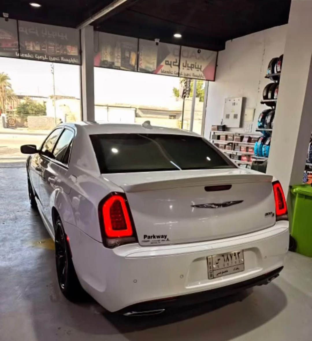 السلام عليكم 
اوباما 2018 s
سياره فول حساس امامي حساس خلفي راداد مرايه 
شفتات ستيرن بانوراما تدفئه بل كشنات كشن كهربائي
شاشه جبيره السياره وارد امريكي ماشية 38 الف ميل سياره حادثها بنيد فقط
سياره بس بيع فقط سعر السياره 275$ وبيها مجال مكان السياره بصره 
ملاحظة : انا مكلف بالنشر 
الاستفسار على هذا الرقم متوفر واتساب
*********** البصرة, العراق
