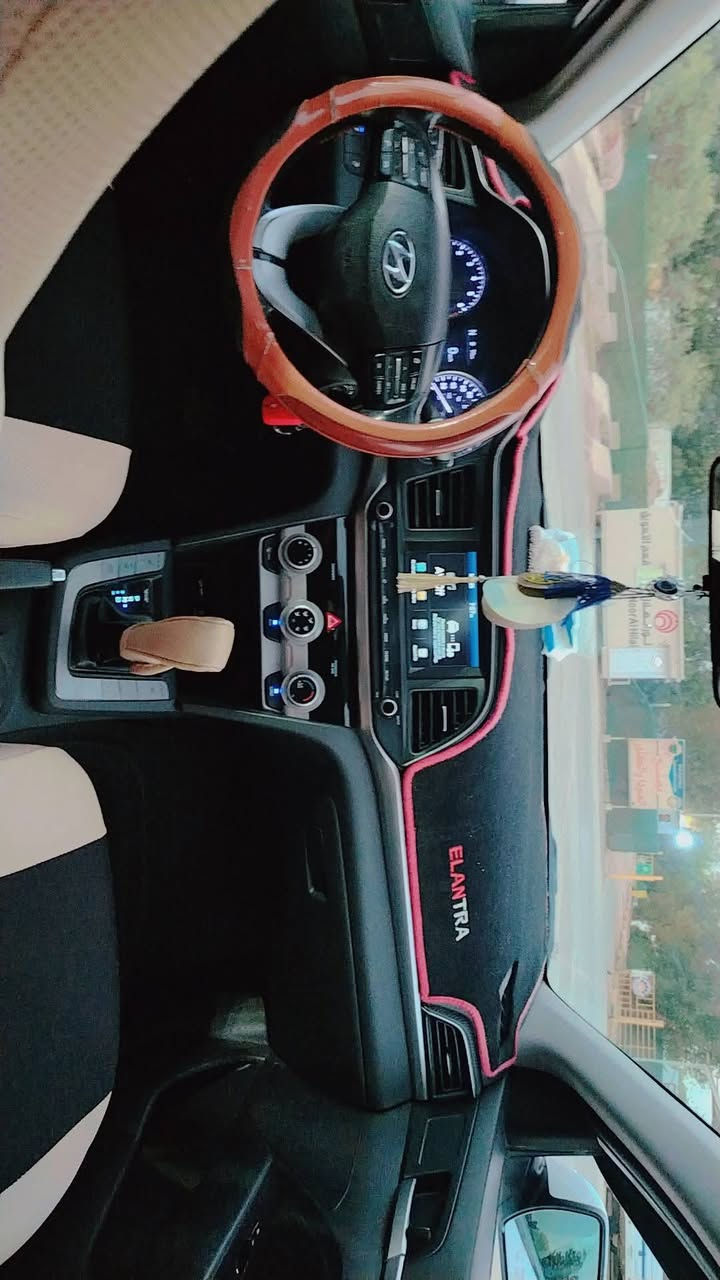 النترا 2019 وارد كندي قطعتين بنيد والجاملغ الخلفي الي موضحه بالصوره وعندي صورة الطخه مالته وعندي قبق الجنطه الكشر مالته مكشر يعني بلادي لا صبغته ولا لعبت بي
كير At مكينه 2000 اثنينهن مكفولات صدر مكفول
 تبريد تدفئه استيرن وكشنات
٣ أنظمة قياده سمارت وسبورت ونورمل
رادارات
 ارضيه جلد
 ماشيه 160 كيلو
 رقمها بابل سنويه وهزه جاهزات
السياره جاهزه من داخل فقط خارج يرادلها شويه شغل تلحيضات
رقمها بابل ومكانها بابل المسيب السياره باسمي
 السعر 135 
***********
