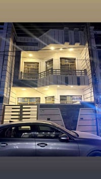 يوجد بيت في حي دجله شارع 11للايجار ثلاث غرف وخدمات كاملة ايجاره 900