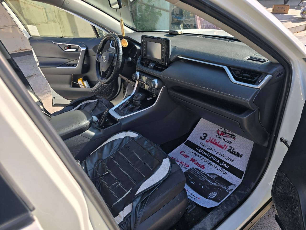 بسم الله الرحمن الرحيم
للبيع راف فور ٢٠١٩ فول مواصفات xle 
_رقم بغداد باسمي تحويل مباشر
 السياره مكفوله على البلاد.

_لسياره وارد ياباني يعني مكتوب بالبدنه صنع في اليابان
Made in japan
وهذه الوارد نادر يجي بالسيارات الامريكي
اغلبه يجي وارد امريكي صنع في امريكا او كندا.
السياره بانزين
_مواصفات السياره كالاتي:-
((- بصمة تشغيل - فتحة سقف سلايد روف - وضعيات قيادة متعدده - جنطة كهرباء - تبريد قطعتين - رادار جانبي وامامي- تحديد مسار- قيادة ذاتية- سايد بريد بصمه- محرك ٤ سلندر فئه ٢٥٠٠- ايكو ونظام وقود اقتصادي- شاشه دشبول- كشنات كهرباء السايق- كشنات تدفئه تبريد- تحكم ستيرن- ويل كب ))

_  السياؤة ماشيه ٥٩ الف ميل فقط...
_سعر السياره ٢٢٠ ورقه وبيها مجال 
للتواصل ***********
_ مكان السياره بغداد منطقة المنصور
