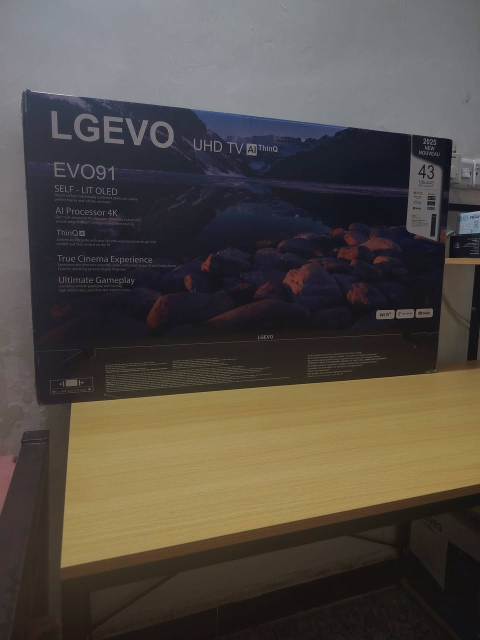 سلام عليكم. اخوان شاشه حجم 43 بوصه ضد الكسر فول سمارت الانترنت سينما وشاهد المنصه كل تطبيقات. ويه جهاز ريمون ناطقه اليوتيوب وغيره شاشه امانه الله بعده جديده لوك.. السعر 185 الف وبيها مجال الطيبين.مستعجل على بيعتها العنوان محموديه رقم الهاتف ***********
