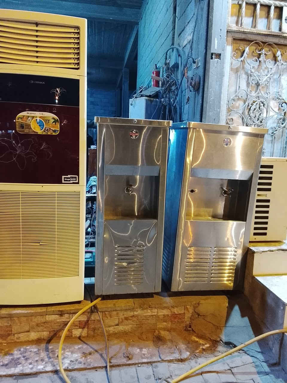 🦅ورشة احمد ابو حسين الفنية  تبريد وبيع السبالت المستخدمه من الماركات العالميه من مزاد السليمانية
ل.بيع. كافة أنواع السبالت المستخدمه ونضافه % 99
ولا تخلي الحر يباغتك.. عروض رمضان من "ورشة احمد ابو حسين " وصلت! 🌙 لديكم بالبصره الحيانيه شارع خليج العربي 
اشترِي راحة بالك مع جهزه من سبات العالميه و مصمم لأجواء العراق الحارة:
🔥 يتحمل حتى 65 درجة سيليزية (ما يفصل بالحر).
💪 ضاغط استوائي T3 نحاس 100%.
⚡ اقتصادي بالكهرباء بغاز 410 الحديث. ويوجد R22       و. شرط النظافه %99 
📍 . و العنوان البصره الحيانيه شارع خليج العربي قرب سوق تأمين 
⚠️ الكمية محدودة جداً وبأسعار تنافسية كبل دخولنا لصيف !
احجز الآن قبل نفاذ الوجبة:
📞 اتصل بنا: *********** او راسلنا على واتساب متواجدون على مدار 24 ساعه 
✉️
