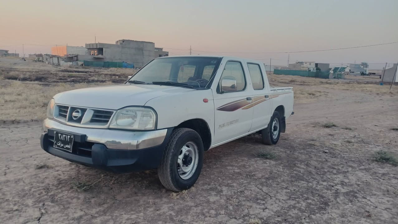 نیسان مودیل 2008 کتابی مزایدە لە گڵدایە بە شە رتی
وە کالە  مە کینە گێر ئە کسل شانسی  بە شە رت 
تە برید لە گە ل سویچ 
چوار تایە لوک 
بێ چرکە 
نمونە لە جوانی 
مسروفی نیە 
سعر 
72 $
گە ڵاو مە جال
شوێن چم چماڵ ژم
***********
***********
