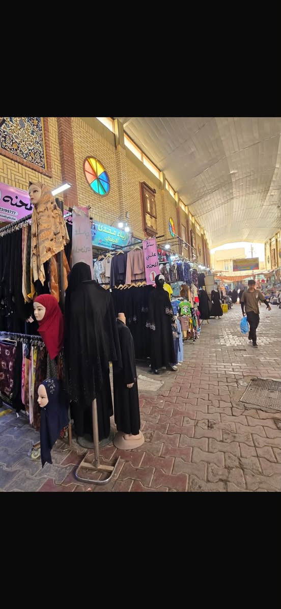 اعلان 
عن بيع عقار تجاري في الهندية طويريج 
في سوق النساء مقابل موكب عزاء شبيبة 
مساحة الدار مع 5 محلات مجموعة المساحة 430 متر مربع
للاستفسار
***********
