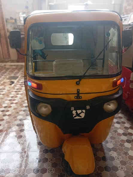 تكتك البيع موديل 2020 رقم نكليزي سعر 6 ملايين وبها مجال الشراي  وهذا ‏‪0786 488 8632‬‏ هذا رقمي ونتصل عليه
