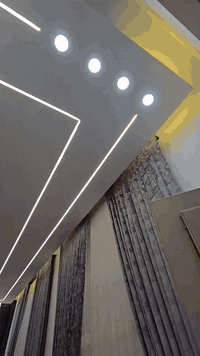 السلام عليكم كرستة وعمل سعر المتر ٣٥الف مع حفر البروفايل بدون شد الإنارة  مكان العمل النجف للاستفسار ***********
